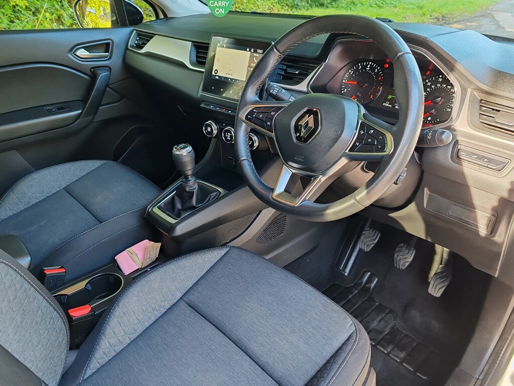 Renault Captur Suv 1.0 Iconic Edition Tce 90 My21.5 2022 CF22VYJ White #3