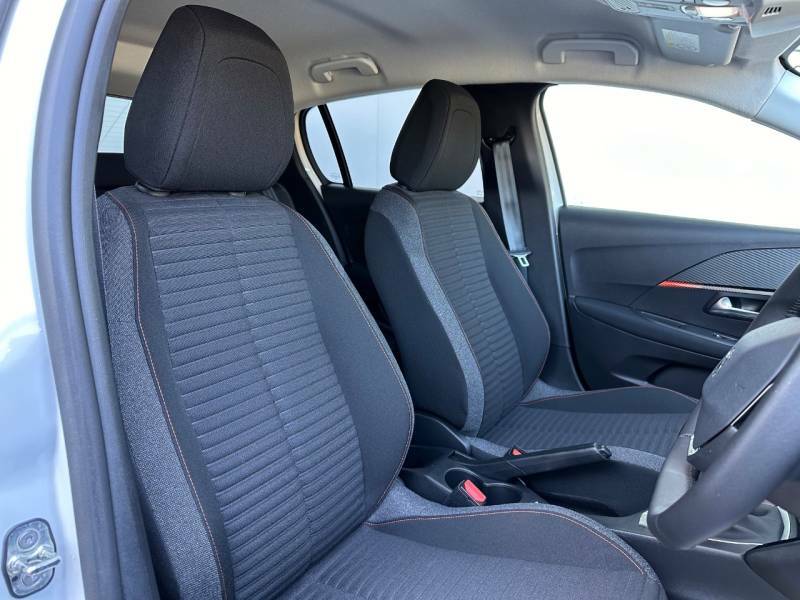 Peugeot 208 1.2 Puretech Active Premium - 2023 23 NV23PXS White #6