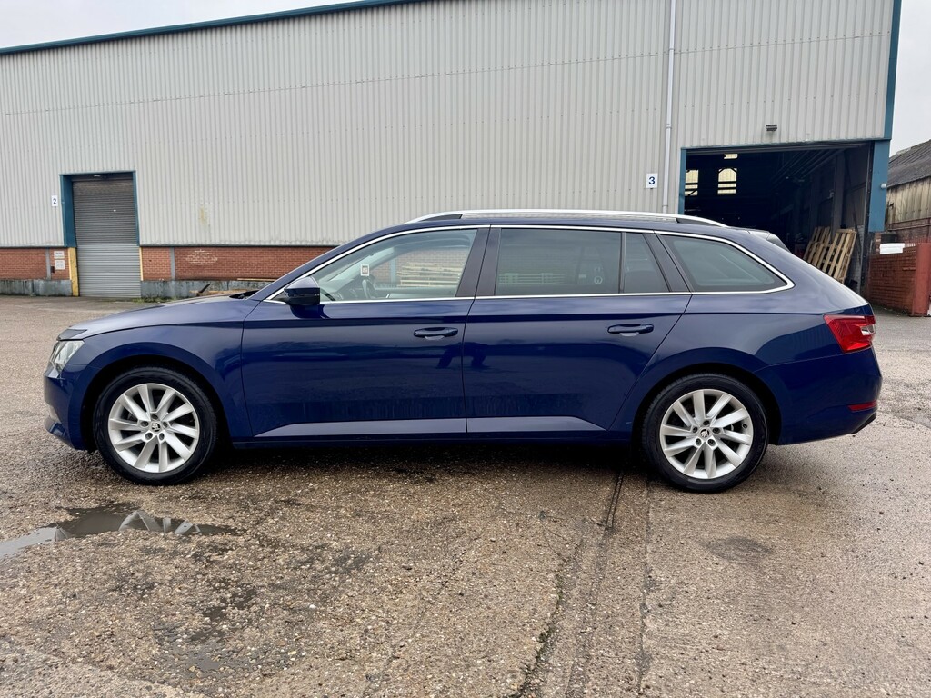 Skoda Superb Estate 2.0 Tdi Se Technology 2017 Blue #4