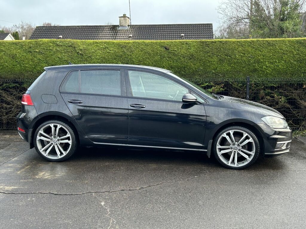 Volkswagen Golf Hatchback Black #3