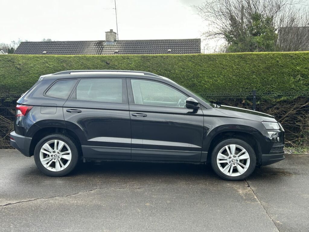 Skoda Karoq Mpv Black #3