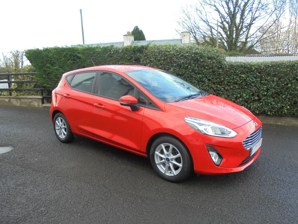 Ford Fiesta 1.5 Tdci Zetec Red