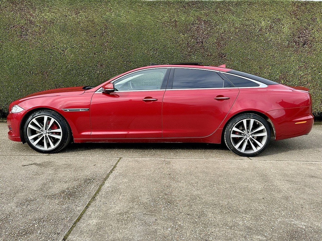Jaguar XJ 3.0D V6 Portfolio Saloon Euro 5 S Red #6