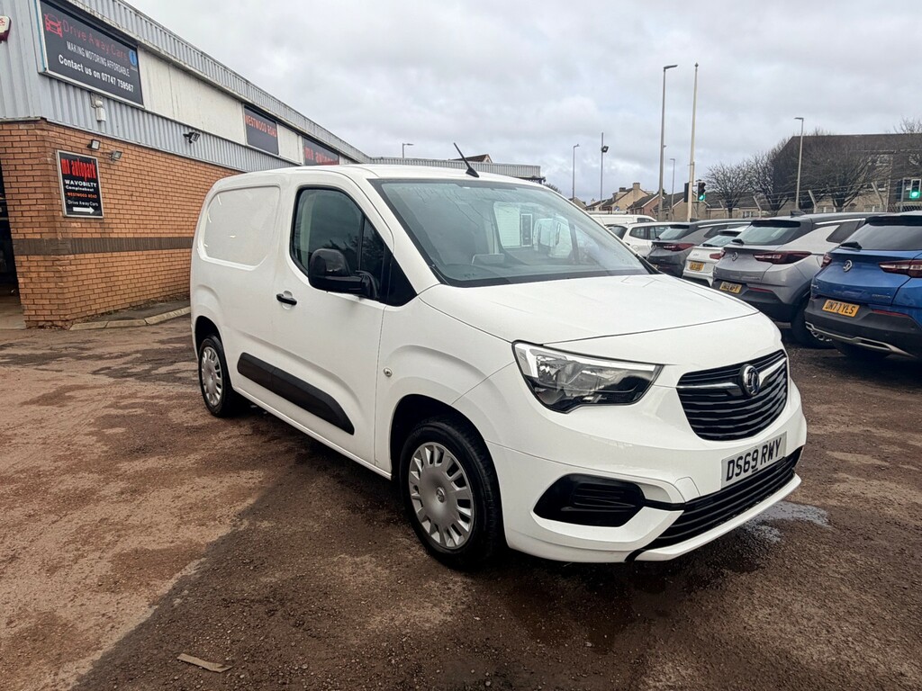 Vauxhall Combo 1.6 Turbo D 2300 Sportive White