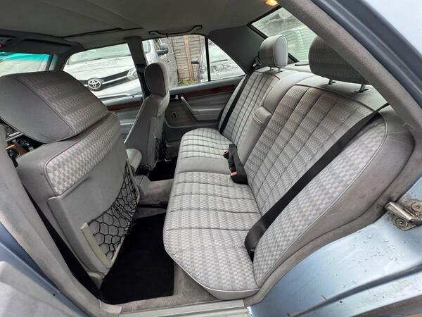 Mercedes-Benz 190 1.8 E  #19