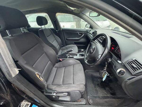 Audi A4 2.0 Se Black #19