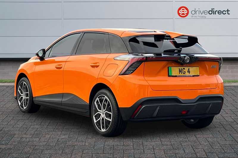 MG MG4 Mg4 150Kw Trophy Ev Long Range 64Kwh Hatc Orange #5