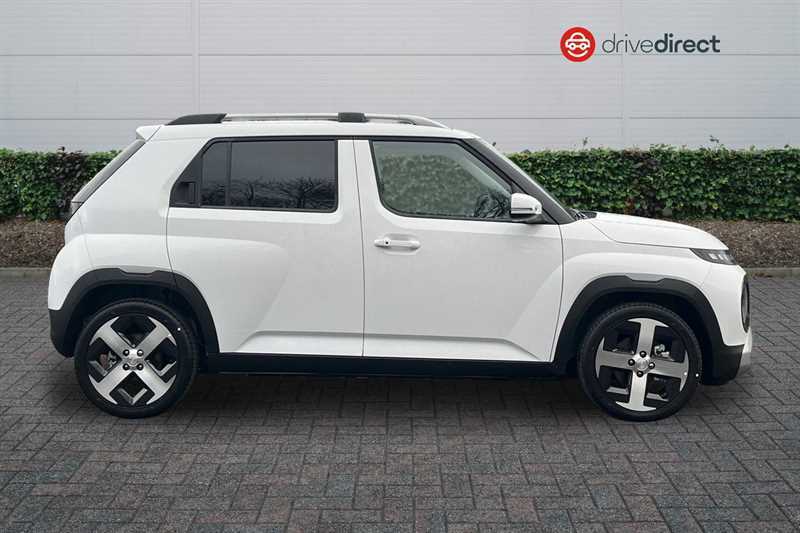 Hyundai Inster Long Range 49Kwh 02 Suv 115 Ps YY75XLG White #2
