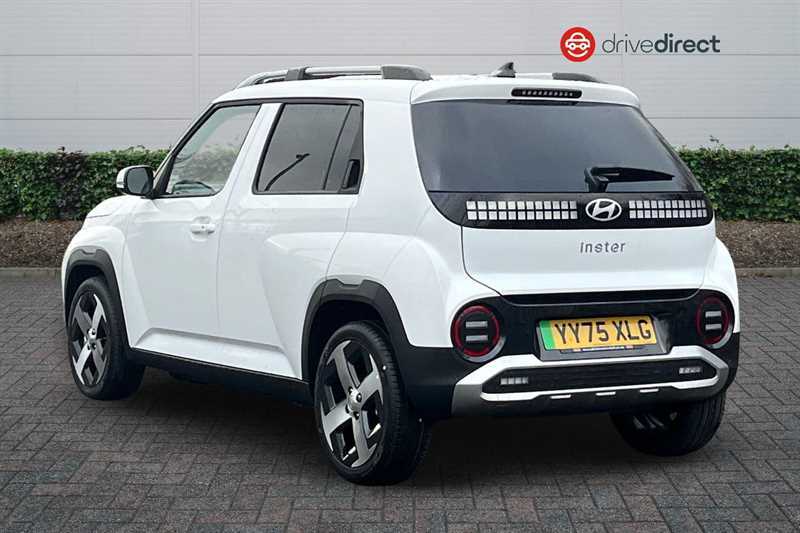 Hyundai Inster Long Range 49Kwh 02 Suv 115 Ps YY75XLG White #5