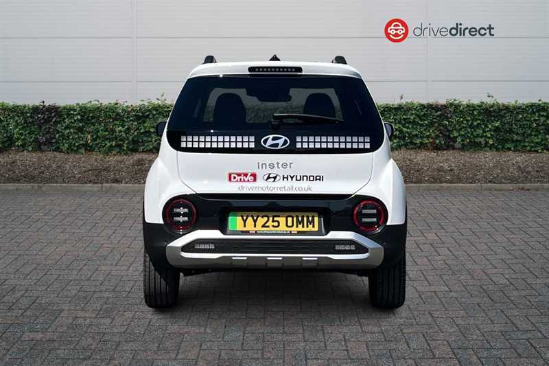 Hyundai Inster Long Range 49Kwh 02 Suv 115 Ps YY25OMM White #4