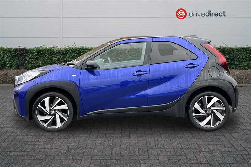 Toyota Aygo X 1.0 Vvt-i Edge Hatchback Euro 6 AO73THU Blue #6