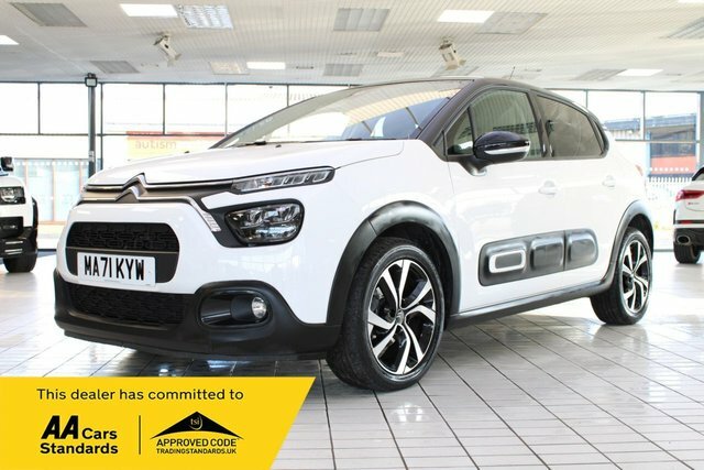 Citroen C3 1.2 Puretech Shine Plus Hatchback Manua White #2
