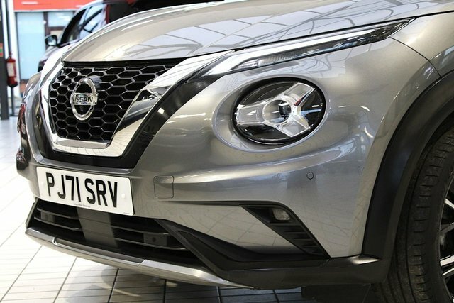 Nissan Juke Dig-t Tekna Suv PJ71SRV Grey #3