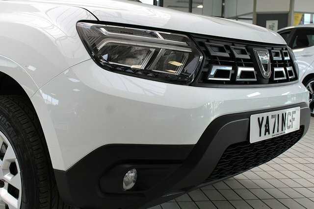 Dacia Duster 1.0 Tce Comfort Suv Bi Fuel Euro 6 S S YA71NCF White #6