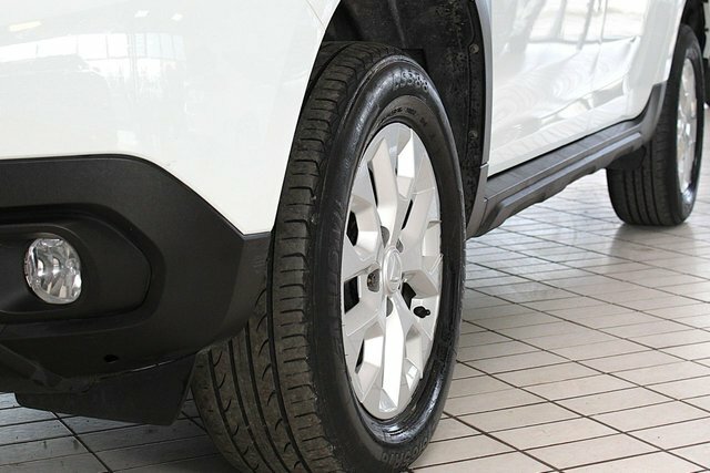Dacia Duster 1.0 Tce Comfort Suv Bi Fuel Euro 6 S S YA71NCF White #4