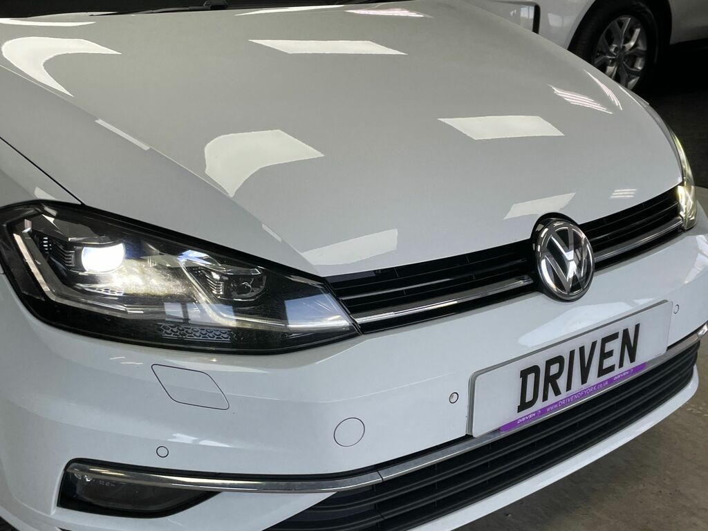 Volkswagen Golf Petrol WU20FVC White #3