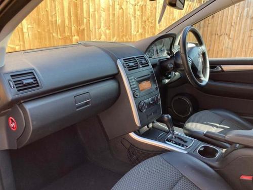 Mercedes-Benz A Class 2.0 A180 Cdi Avantgarde Se 108 Bhp Black #4