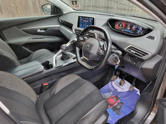 Peugeot 5008 1.5 Bluehdi Active Suv Euro 6 S VN19ZRE Grey #3