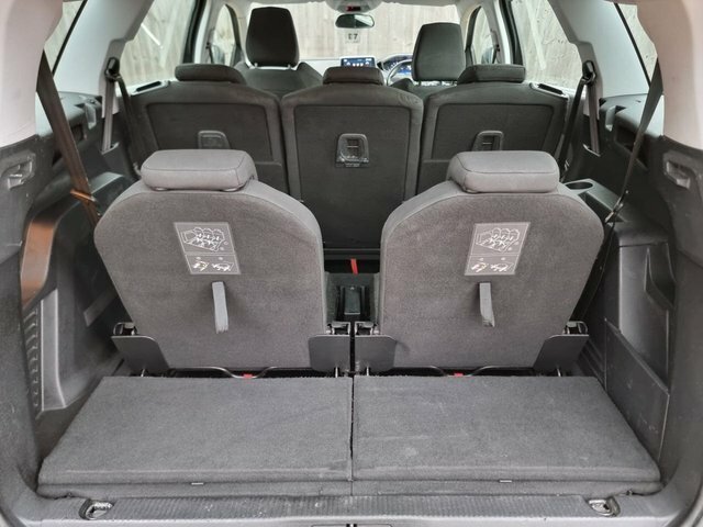 Peugeot 5008 1.5 Bluehdi Active Suv Euro 6 S VN19ZRE Grey #6