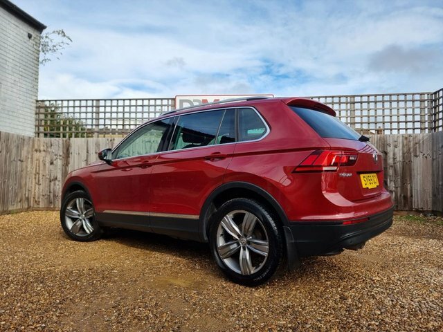Volkswagen Tiguan 2.0 Tdi Match Suv 4Motion Euro 6 SY69OCV Red #4