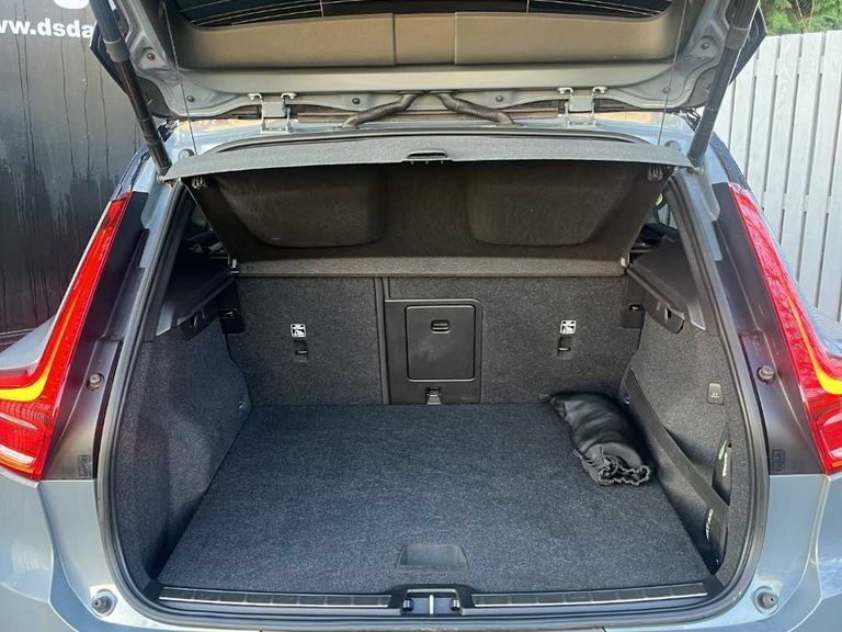 Volvo XC40 R-design Pro T3 SK70VBV Grey #6