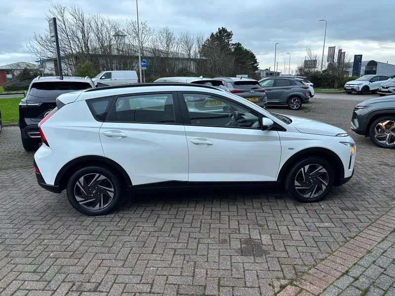 Hyundai Bayon 1.0 Tgdi 48V Mhev Se Connect PK71YNU White #6