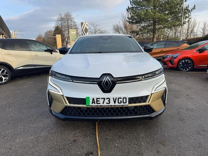 Renault Megane E-Tech Ev60 160Kw Iconic 60Kwh Optimum Charge AE73VGO White #2