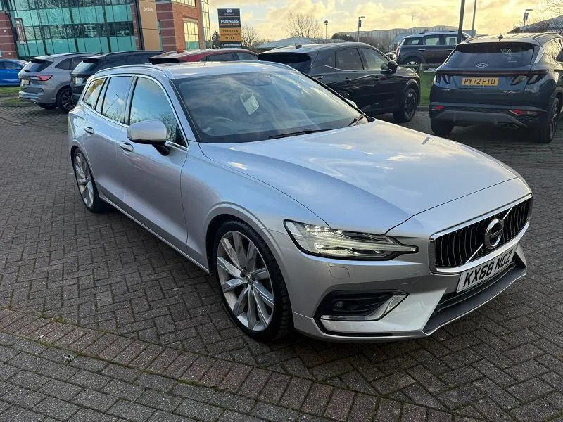 Volvo V60 2.0 D4 190 Inscription Pro KX68NGZ Silver #4