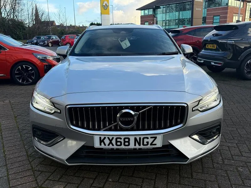 Volvo V60 2.0 D4 190 Inscription Pro KX68NGZ Silver #6