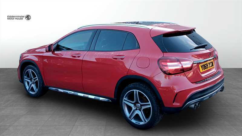 Mercedes-Benz GLA Class 1.6 Gla200 Amg Line Edition Plus Suv Red #6