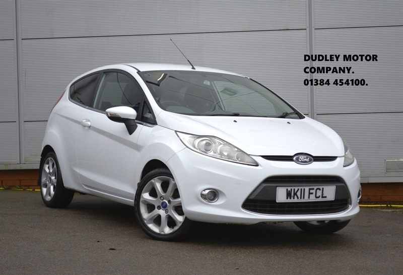 Ford Fiesta 1.25 Zetec Hatchback 129 Gkm, White
