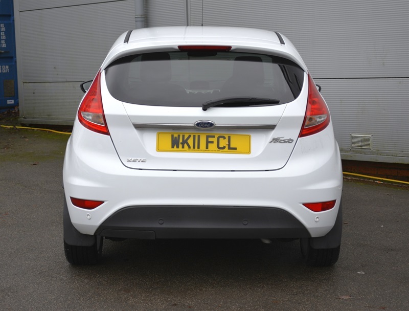 Ford Fiesta 1.25 Zetec Hatchback 129 Gkm, WK11FCL White #5