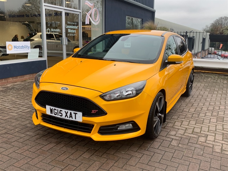 Ford Focus 2.0T Ecoboost St-2 Hatchback Eur WG15XAT Yellow #3