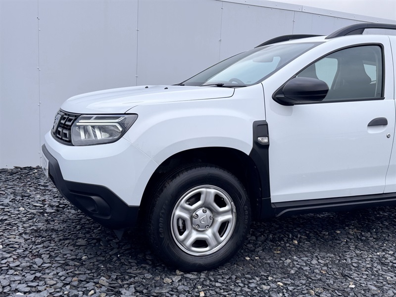 Dacia Duster 1.0 Tce Essential Suv Euro 6 S GV71EGY White #5
