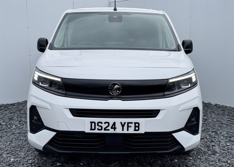 Vauxhall Combo 1.5 Turbo D 2300 Pro Panel Van S DS24YFB White #2