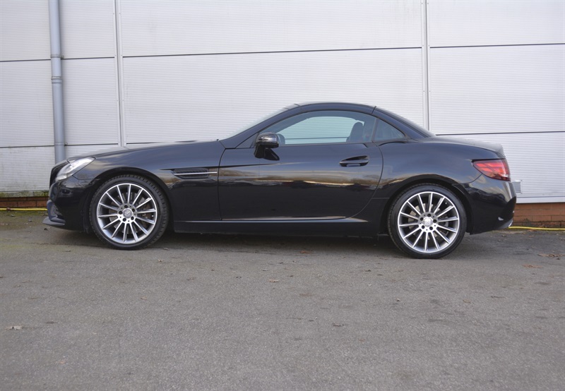 Mercedes-Benz SLC 2.1 Slc250d Amg Line Convertible G-tron LS66JFE Black #4