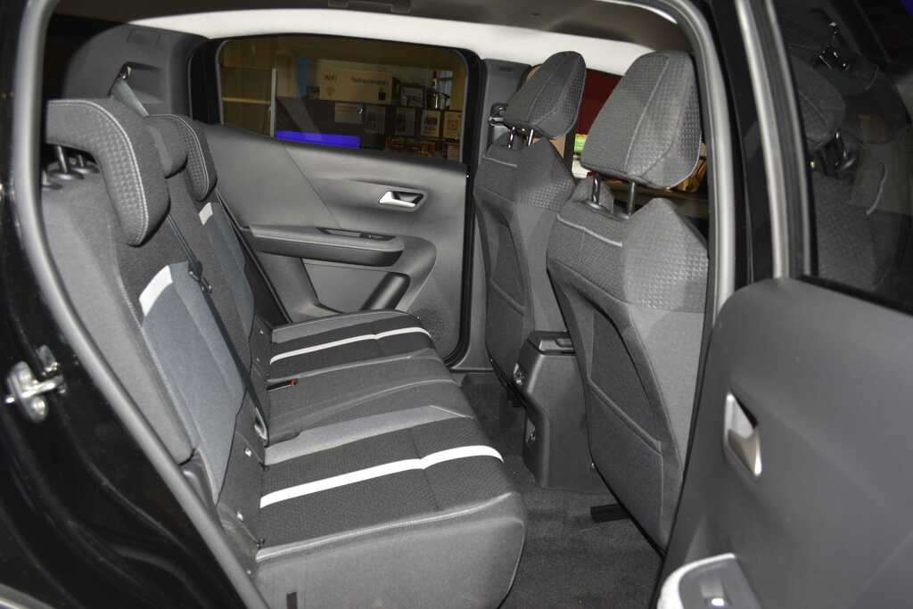 Vauxhall Frontera 1.2 Hybrid 110 Gs E-dct6 7 Seat Black #4
