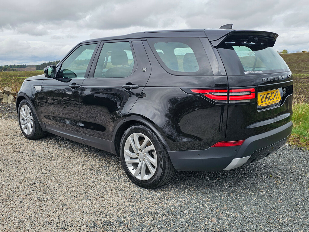 Land Rover Discovery 3 .0 Hse Sdv6 01 03 2019 Black #6