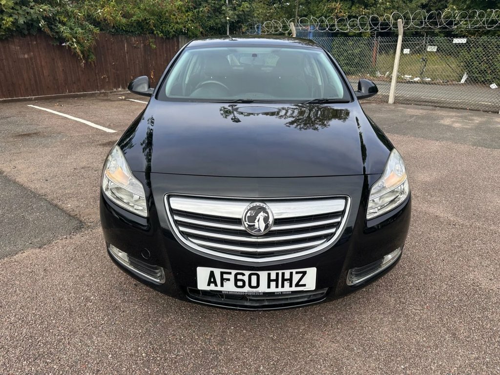 Vauxhall Insignia 1.8L Exclusiv Black #2