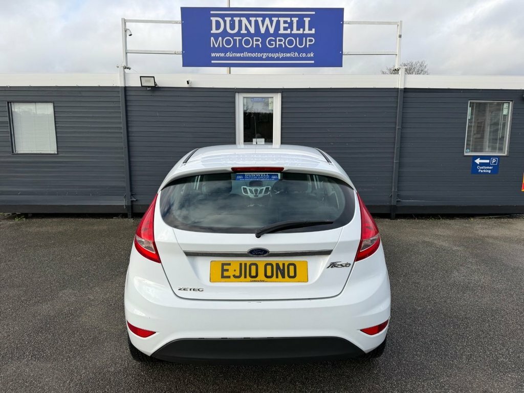 Ford Fiesta 1.3L Zetec White #5
