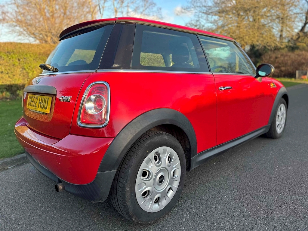 Mini Hatch One U1680 Ulez DE62HUU Red #4