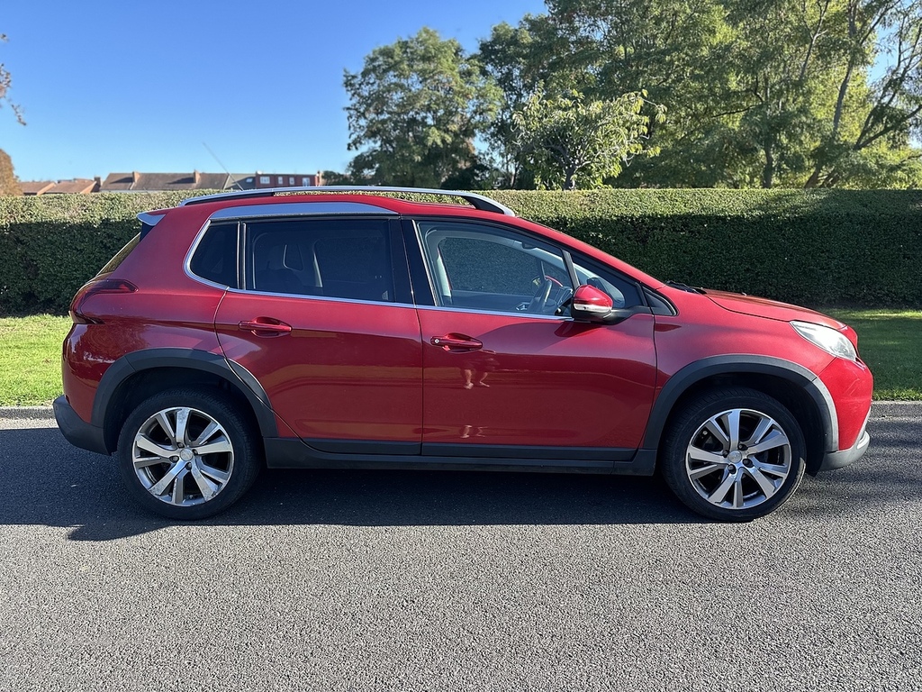 Peugeot 2008 Puretech Allure U2939 Ulez LR66GAA Red #2