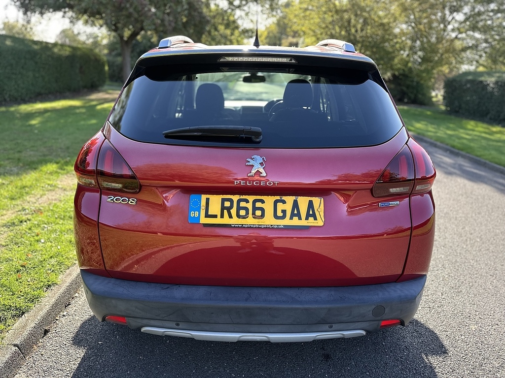 Peugeot 2008 Puretech Allure U2939 Ulez LR66GAA Red #5