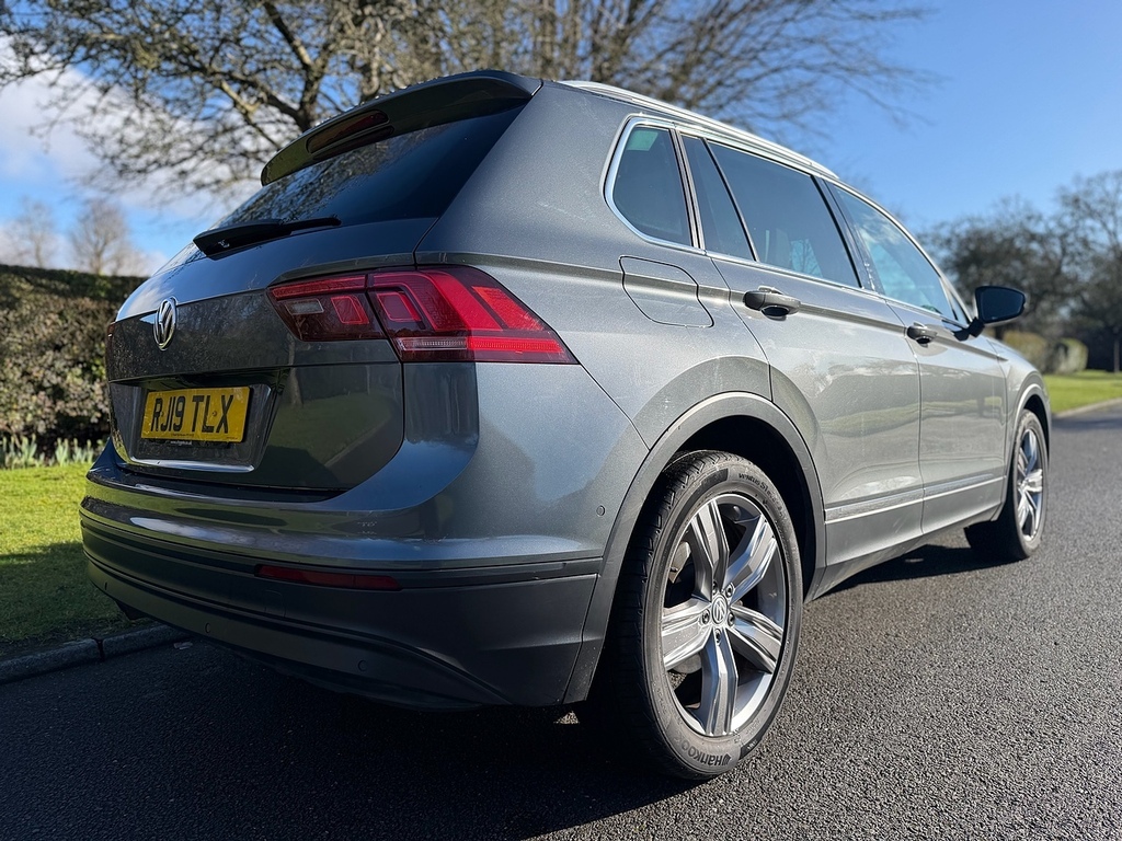 Volkswagen Tiguan Tsi Evo Match U3221 Ulez RJ19TLX Grey #4