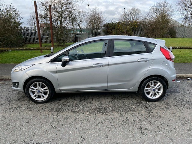 Ford Fiesta 1.25 Zetec 201717 AU17UNS Silver #4