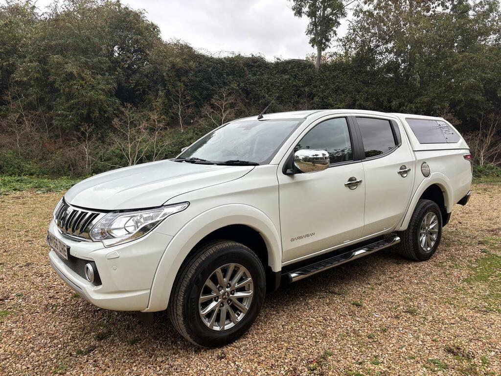 Mitsubishi L200 2.4 Di-d Dc Barbarian 4Wd Euro 5 WV66ZHE White #4