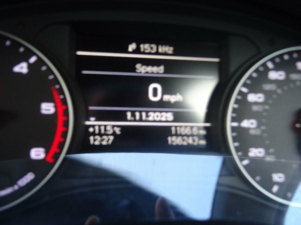 Audi A6 Avant 2L S Line YL65RYM Grey #4