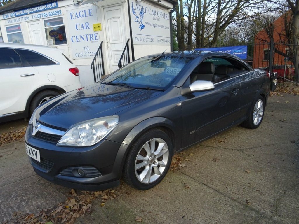 Vauxhall Astra 1.8L Design Grey