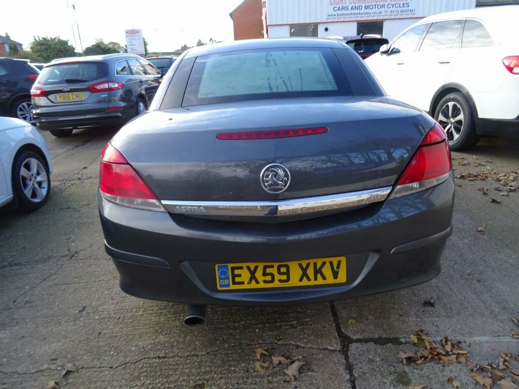Vauxhall Astra 1.8L Design Grey #6