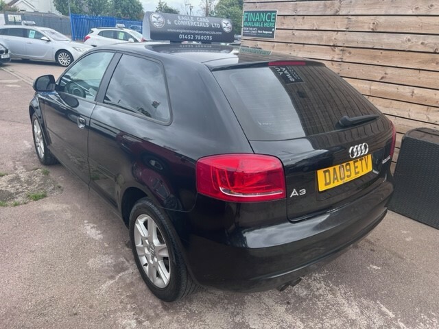 Audi A3 Tdi Se Black #4